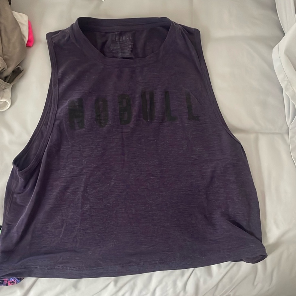 Nobull cropped tank